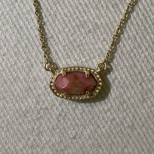 Kendra Scott Chelsea Necklace - Peach Stone